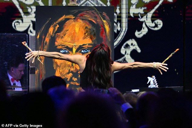 Melania Trump Shines in Silver Gown at Opulent Mar-a-Lago New Year’s Eve Celebration