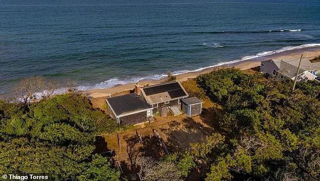 Cape Cod Home Sells for $100,000 Below Market Rate, Just 16 Feet from Cliff's Edge at Risk of Collapse