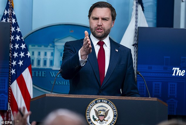 ICE Agents Split on Justification of Deadly Force in Renee Good Shooting, Exposing Internal Fractures