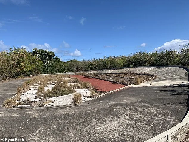 Johnston Atoll: A Remote Pacific Haven for Wildlife and Conservation Efforts