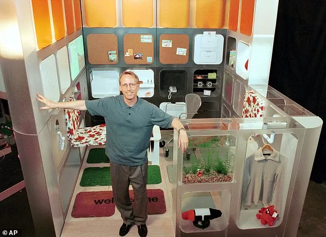 From Bank Robbery to Management: Scott Adams' Life-Changing Turnaround