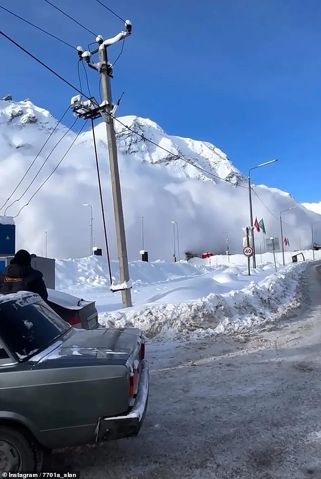 Devastating Avalanche at Mount Elbrus Puts Tourists in Peril
