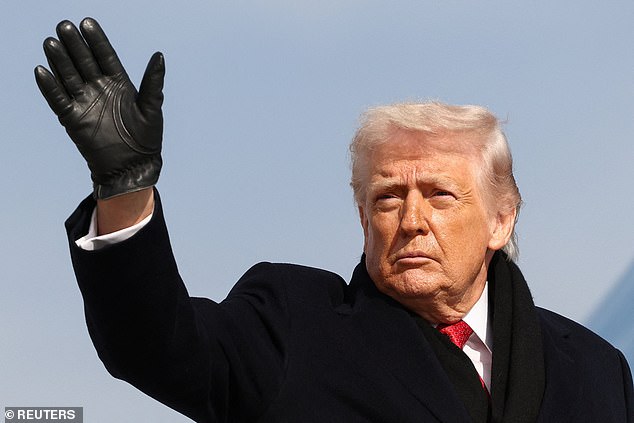 Macron: 'Donald, I Know It's Early' – Ceasefire Proposal Sparks Foreign Policy Debate