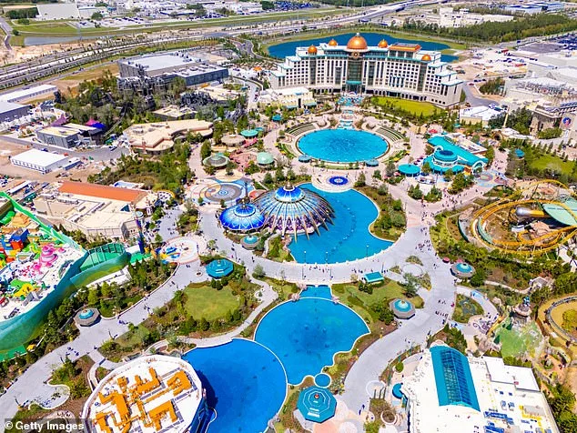 Legal Battle Over Theme Park Safety Sparks Debate After Grandmother's Death on Universal Orlando Ride