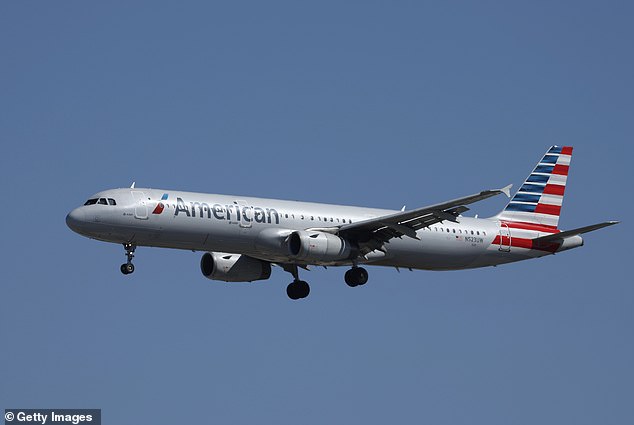 American Airlines Flight Diverted 600 Miles Due to Fuel Leak, Stranding Hundreds on Labor Day Weekend