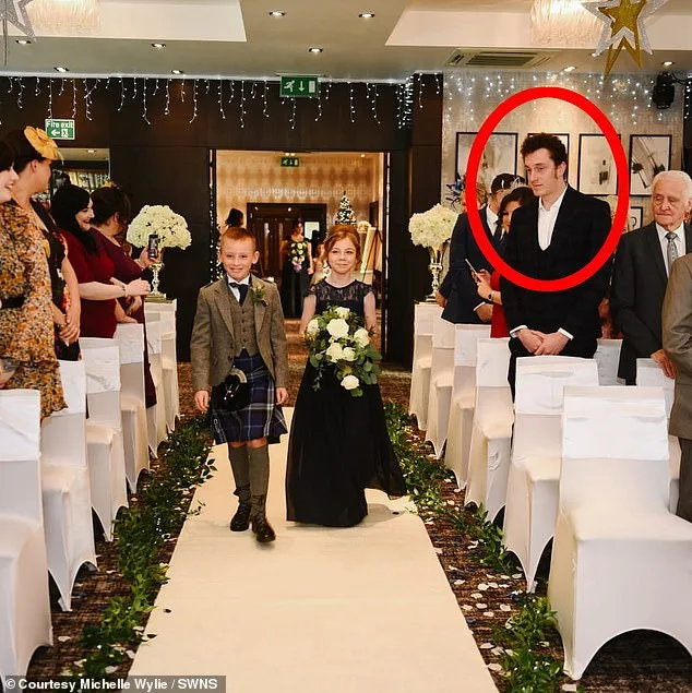 Four-Year Wedding Photo Mystery Finally Solved: Stranger in the Background Unveiled