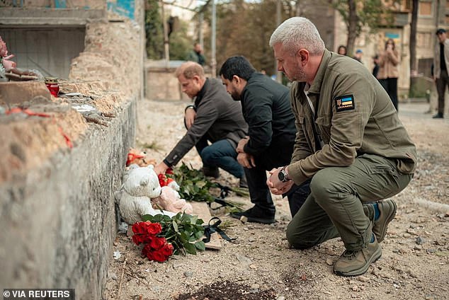 Privileged Glimpse: Prince Harry's Emotional Encounter with Ukraine's Hidden Tragedy