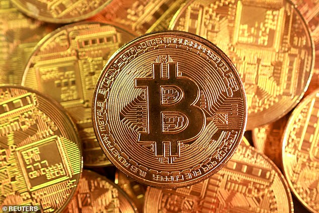 South Korea's Bithumb Accidentally Gifts $40 Billion in Bitcoin to 695 Users During Promotional Event