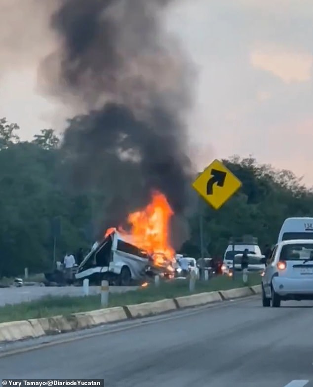 Truck Crash and Explosion on Yucatán Highway Kill at Least 15, Including All 14 Truck Occupants