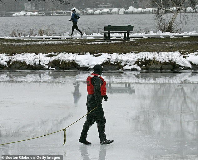 Frozen Charles River's Shifting Ice Sparks Safety Warnings in Boston