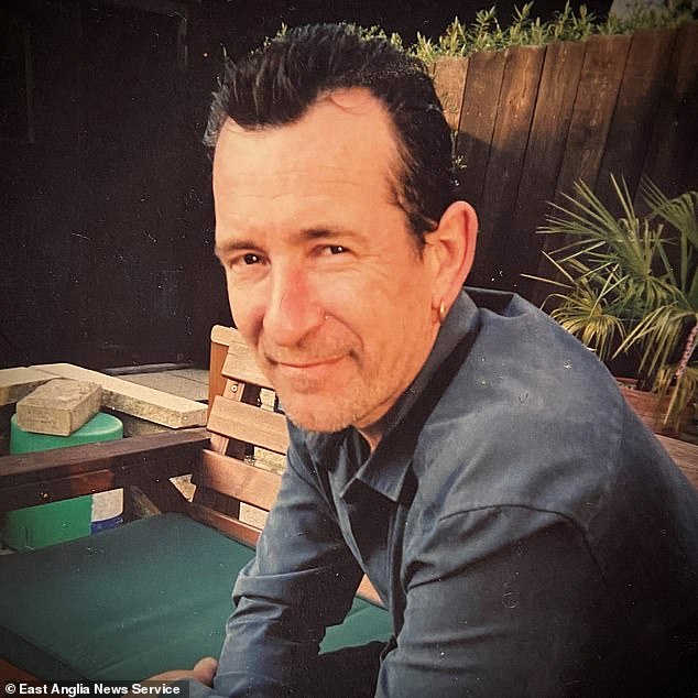 Royal Decorator Chris Eadie Dies by Suicide; Inquest Points to Mental Health Decline and Professional Struggles