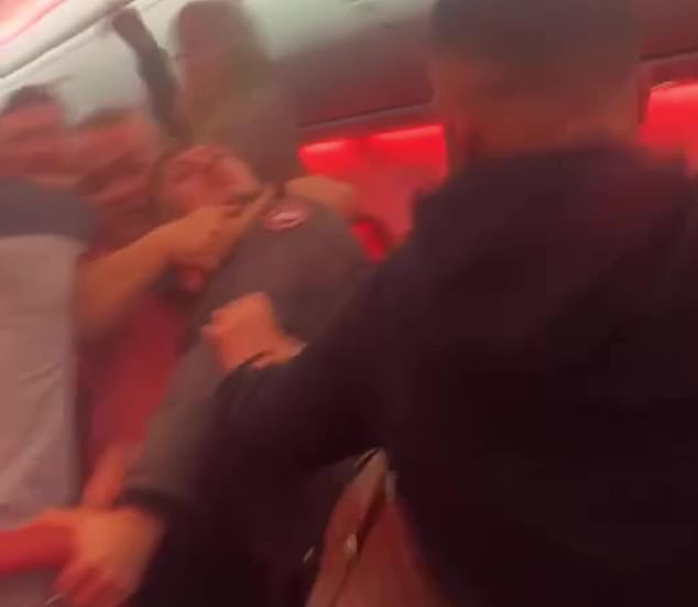 Chaos in the Skies: Flight Forced to Emergency Landing After Violent Altercation at 30,000 Feet