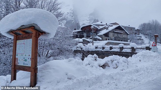 Alpine Villages Turn to Ghost Towns Amid Sudden Snowfall and Avalanche Fears