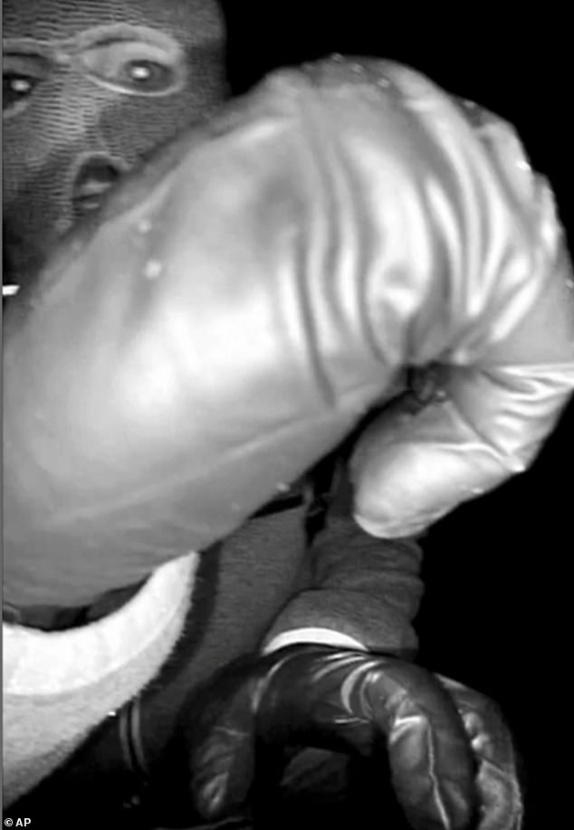 FBI Confirms Glove Found Near Nancy Guthrie's Home Doesn't Match DNA, Investigation Faces Setback in Third Week Without Arrests