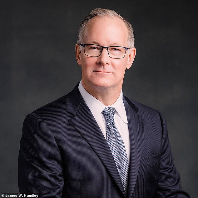 Federal Prosecutor Abruptly Fired in Escalating Trump-Judiciary Conflict Over Controversial Tenure