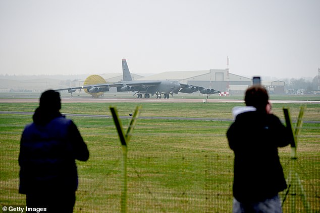 US B-52s Arrive in Gloucestershire as Trump's Administration Escalates Standoff with Iran