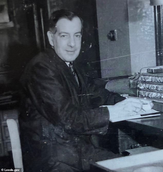 2,000-Year-Old Carthaginian Coin Found in Leeds by 77-Year-Old Resident