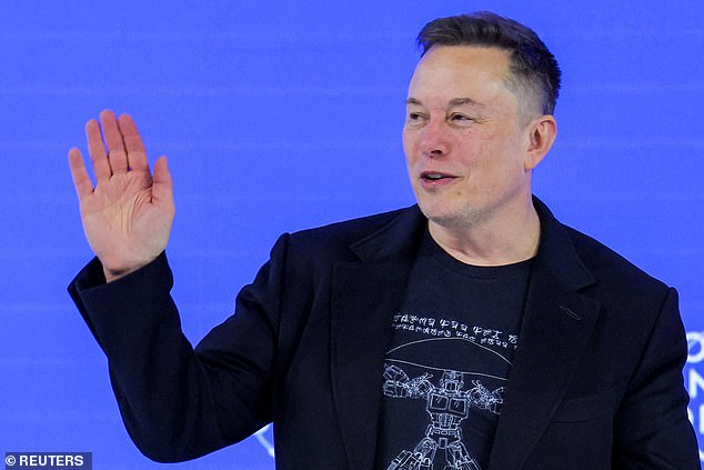 Elon Musk Offers to Pay TSA Workers During Government Shutdown-Linked Airport Delays