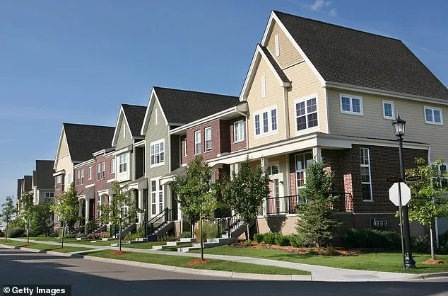 Surge in American Upper Middle Class: 31% of Households Now Qualify, Study Reveals