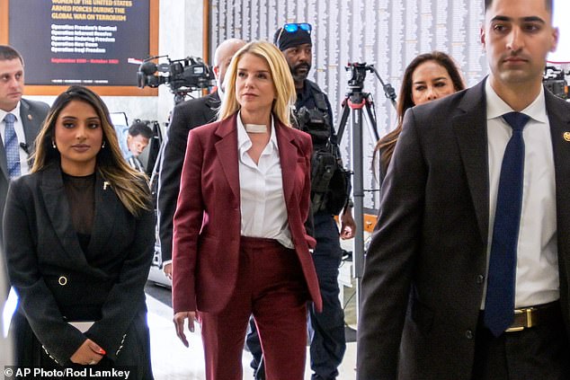 Pam Bondi: Ghislaine Maxwell Deserves to Die in Prison