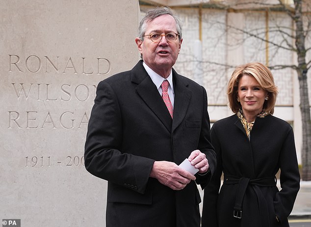US Ambassador urges Britain to stop apologizing and exploit fossil fuel reserves.