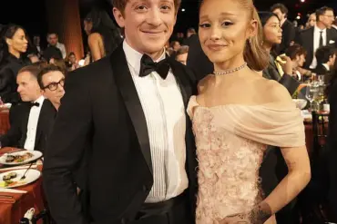 Ethan Slater's Protective Side Shines at SAG Awards