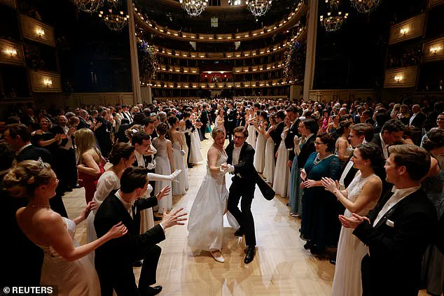 Leni Klum Sparkles at the Vienna Opera Ball
