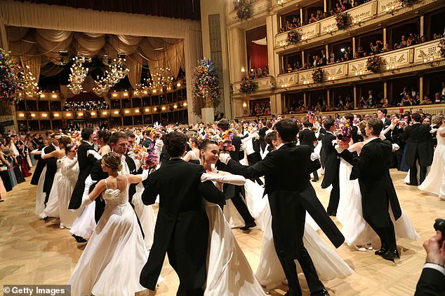 Leni Klum Sparkles at the Vienna Opera Ball