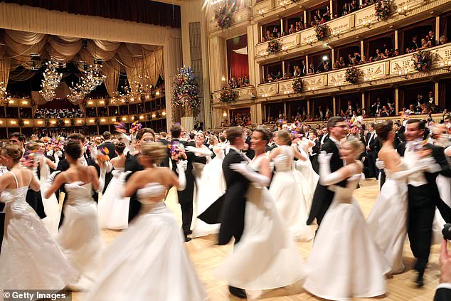 Leni Klum Sparkles at the Vienna Opera Ball
