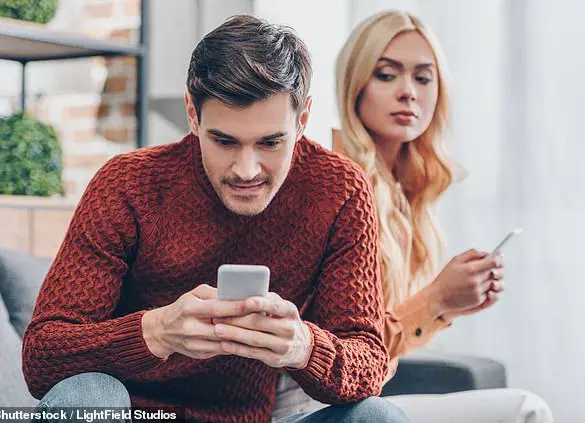 Dating Experts Warn of 'Roaching': The New Trend Sweeping Through Generation Z