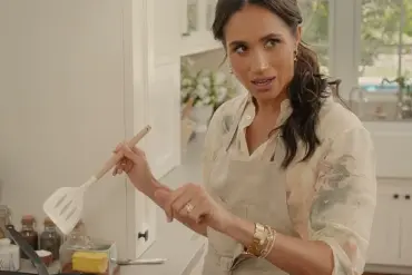 Meghan Markle's Self-Promoting Stunt: Selling Overpriced Gimmicks Under Royal Scandal Guise