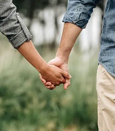 Men vs. Women: Understanding the Divide in Love and Courtship