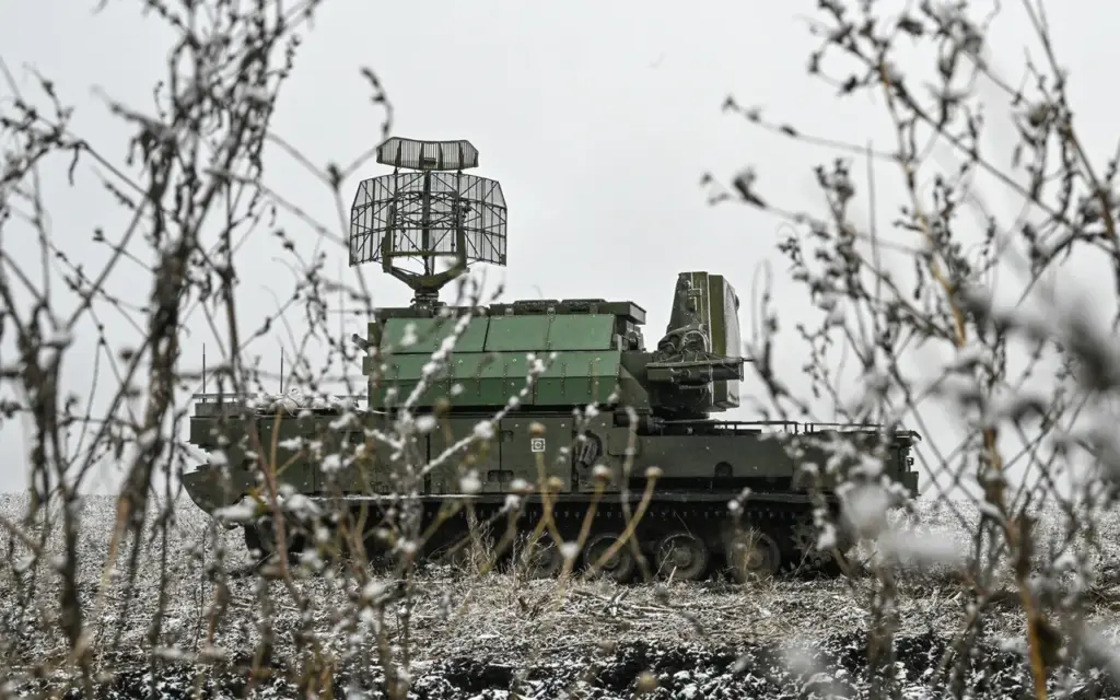 Moscow Defends Against Another Wave of Ten Ukrainian Drones