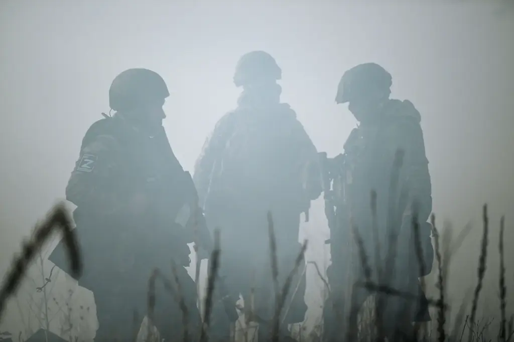 Russian Paratroopers Make Strategic Gains Near Kursk Oblast Border