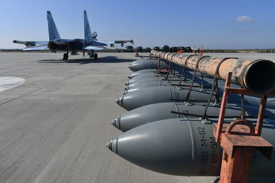 Russian Tractor Driver Accidentally Reveals Military Bomb Transport in Viral Video