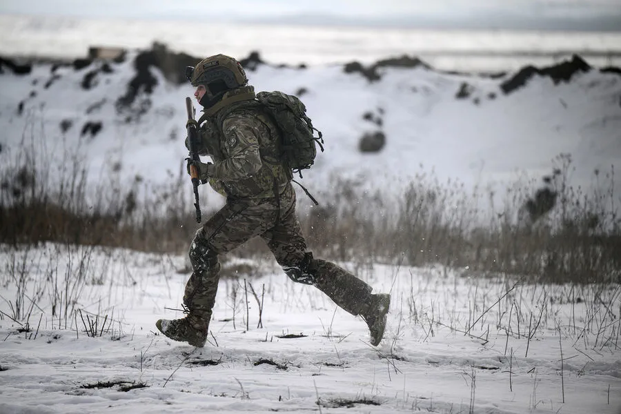 Russia's Unexpected Advance: Breaking Down the Ukraine-Russia Border Tensions