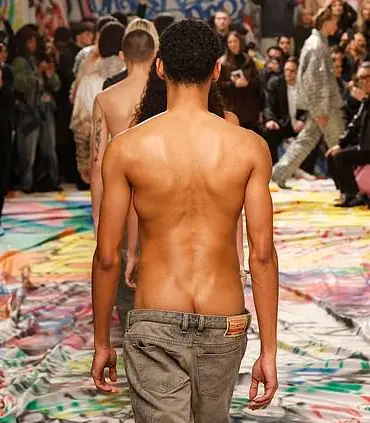 The Return of the 'Builder's Bum': Diesel's Daring Fashion Statement