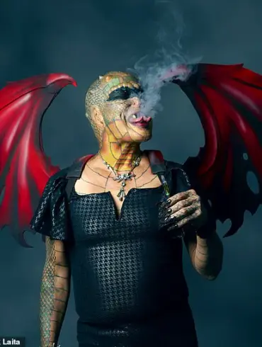 Tiamat Legion Medusa: A Non-Binary Transformation