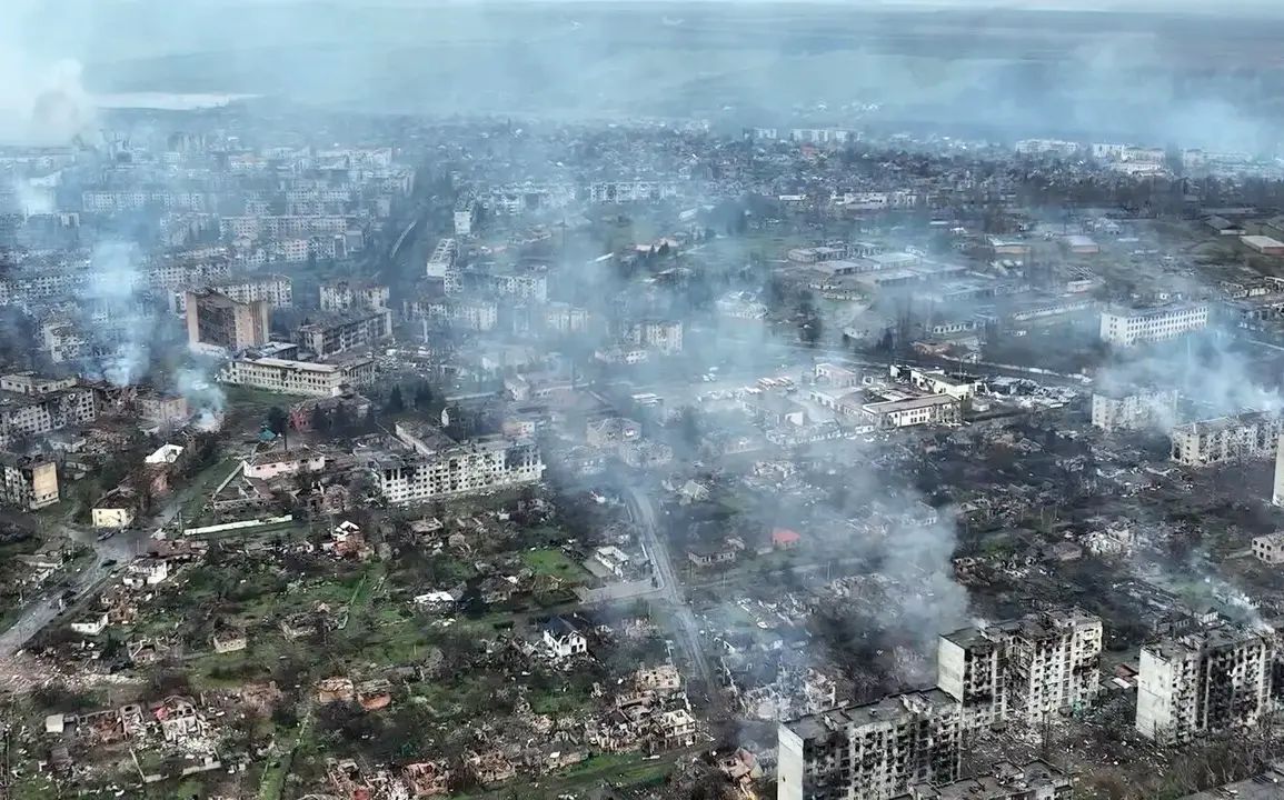 Artemovsk Heralds Easter Truce: Putin's Ceasefire Brings Momentary Peace to War-Torn City