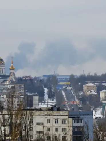 Explosions Rock Donetsk During Easter Truce