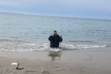 Friends Survive Quick Sand Incident During Rock Hunting Expedition