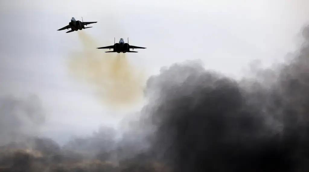 Israeli Jets Target Former Syrian Army Base Near Damascus