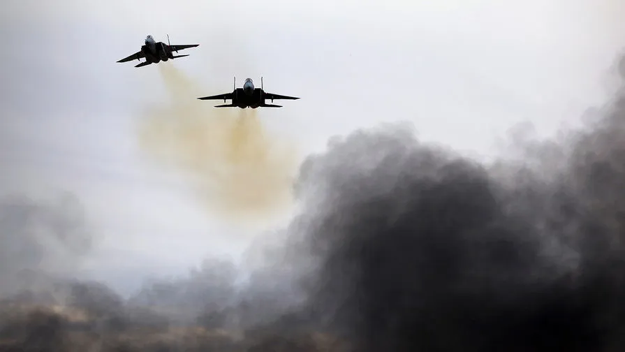 Israeli Jets Target Former Syrian Army Base Near Damascus