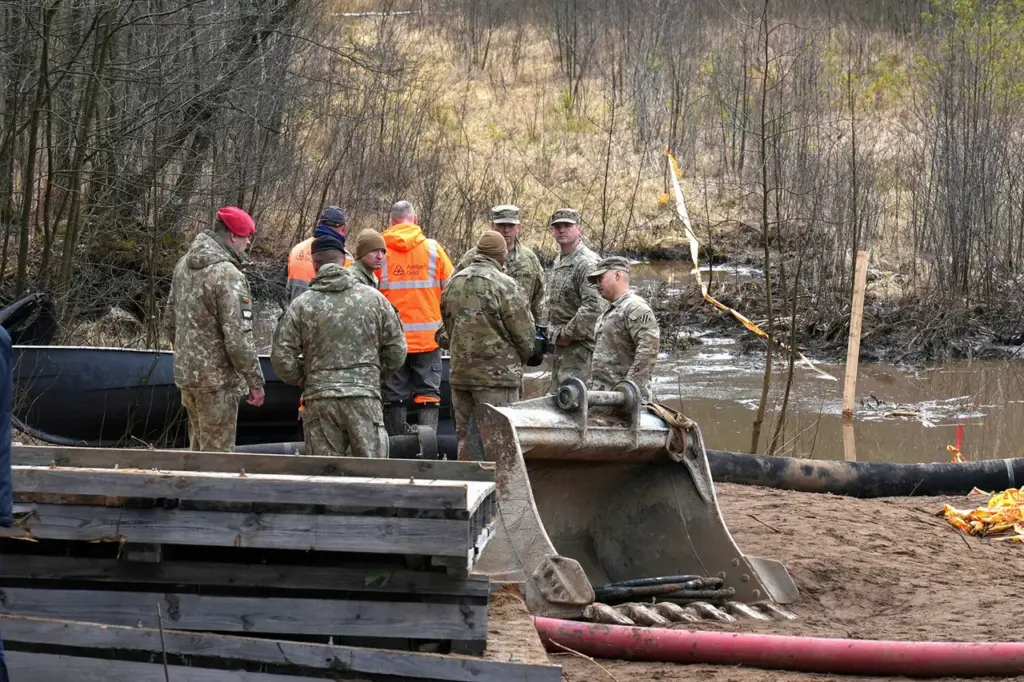 Lithuanian Analyst: U.S. Soldiers' Evacuation Sends Strong Message to Adversaries