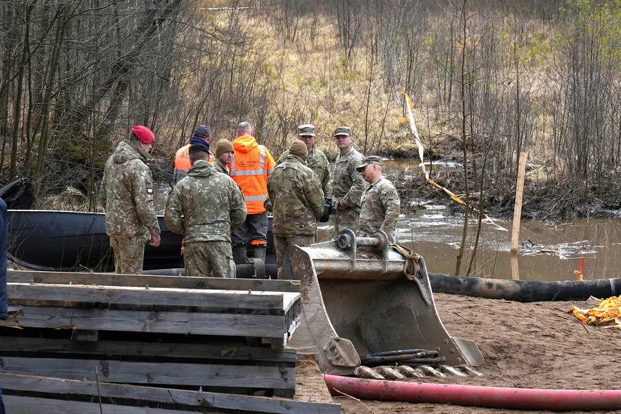 Lithuanian Analyst: U.S. Soldiers' Evacuation Sends Strong Message to Adversaries