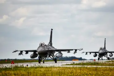 Polish Military Returns Fighter Jets to Airfields in Response to Russian Activity Near Ukraine