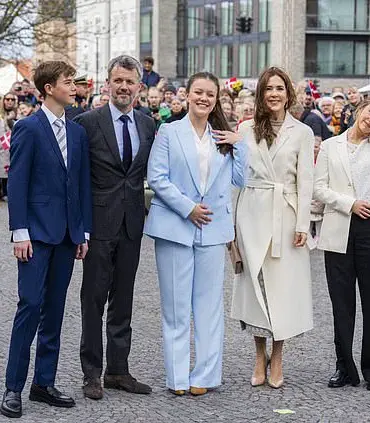 Princess Isabella Delivers First Solo Speech at Coming-of-Age Celebration