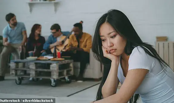 Quality Over Quantity: The Importance of a Solid Support System in Friendships