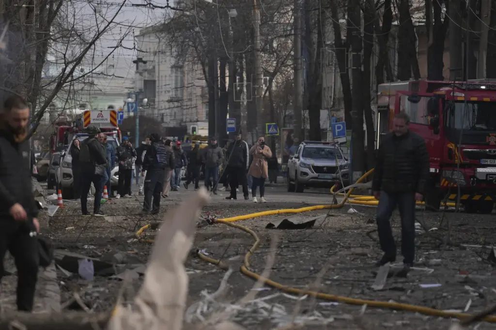Rocket Strike Hits Ukrainian Armed Forces Buildings in Sumy