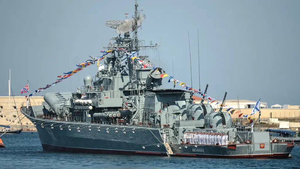 Russian Black Sea Fleet Begins Exercises in Sevastopol, Governor Assures Residents